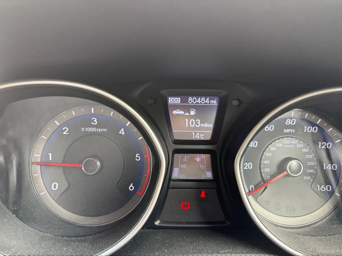 Hyundai i30 2016 - Image 2