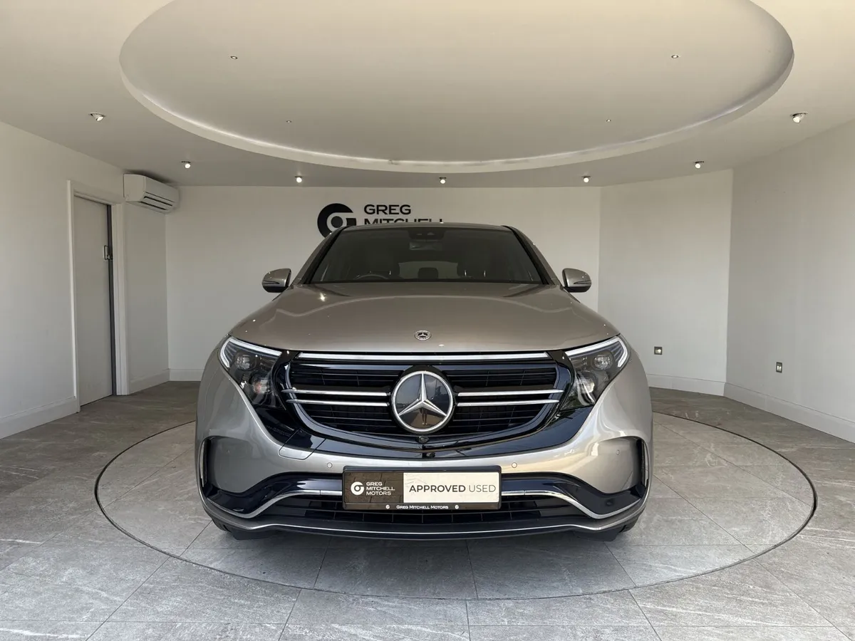 Mercedes-Benz AMG 2023 - Image 3