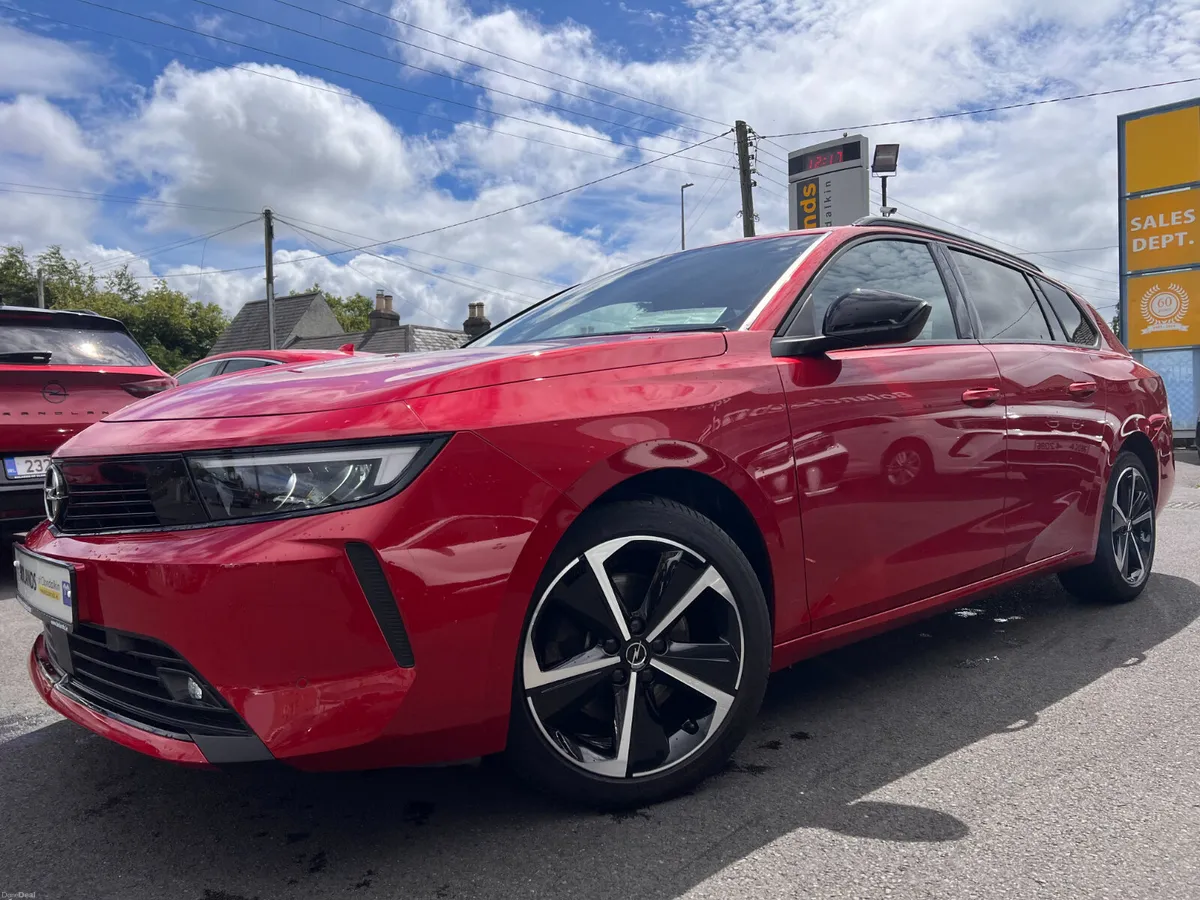 Auto Diesel Sports Tourer 2024 As New High Spec - Image 3