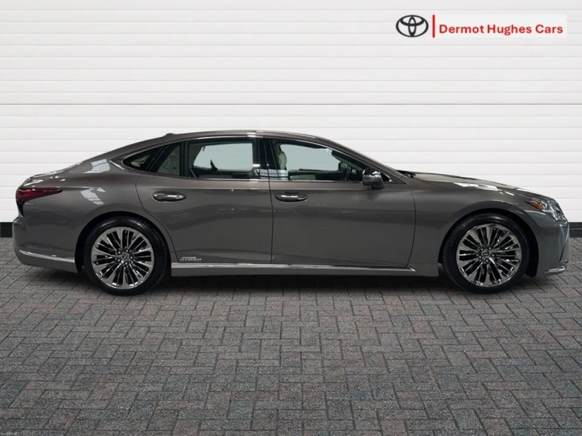 Lexus LS Luxury 2WD - L White Interior - Image 3