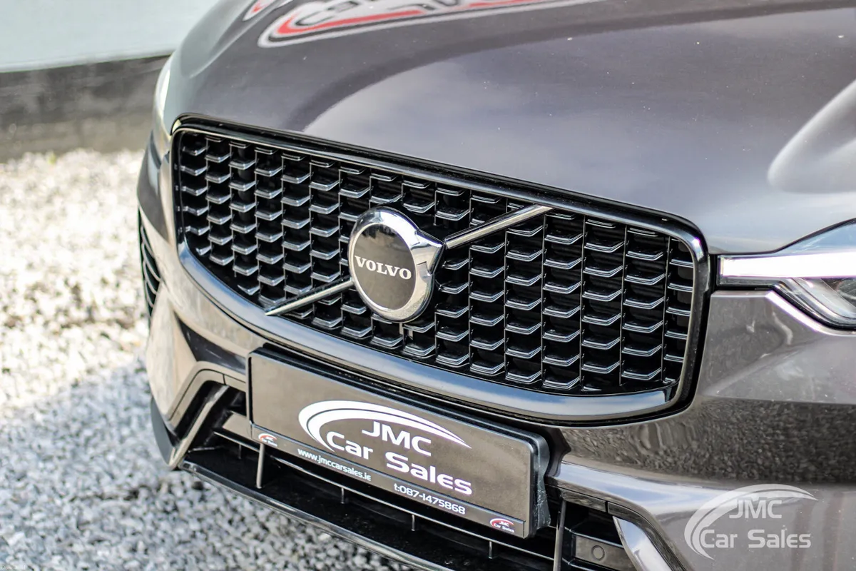 2022 VOLVO XC60 T-6 R-DESIGN - Image 3