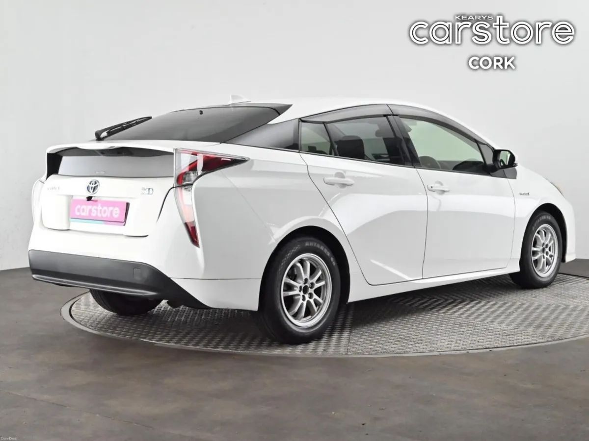 Toyota Prius 1.8 Hybrid - Image 5