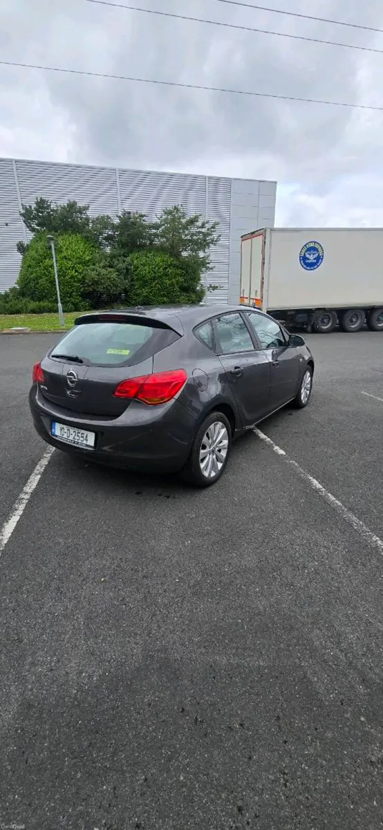 2010 Opel Astra - Image 4