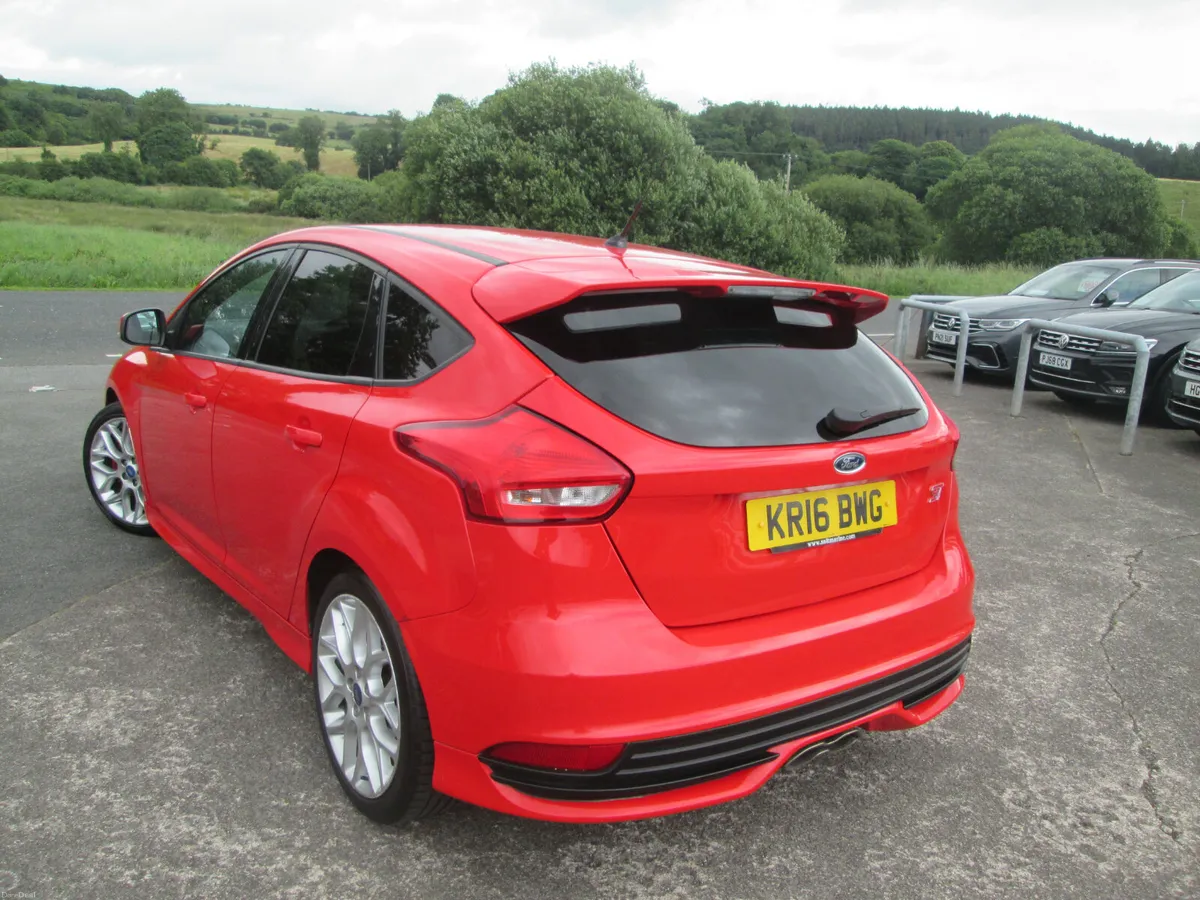 2016  FORD  FOCUS  2.0  TDCI  ST-2  5DR - Image 5