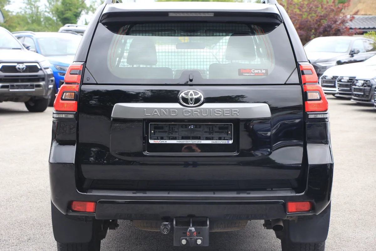 Landcruiser LWB * 2 seat * Man * Low Kms - Image 4