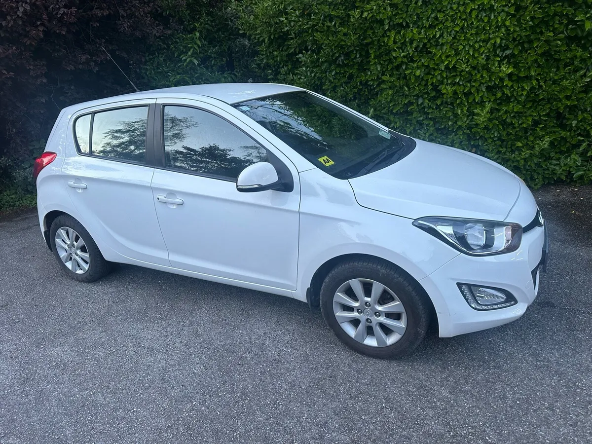 Hyundai i20 - Image 4