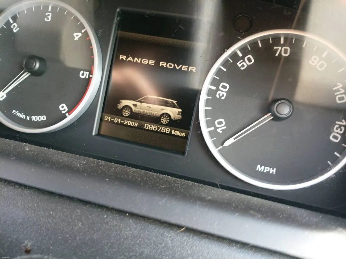 Range Rover Sports 2011 DOE 07/27 - Image 6