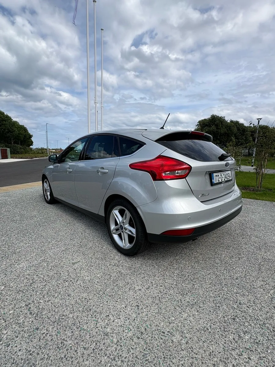 Ford Focus - Image 4