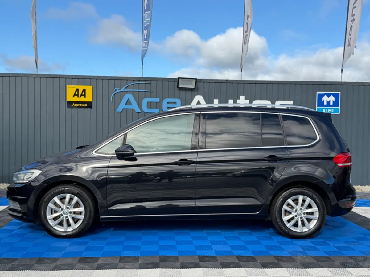 Volkswagen Touran CL - 2.0L DIESEL - 7 SEATER - AU - Image 4