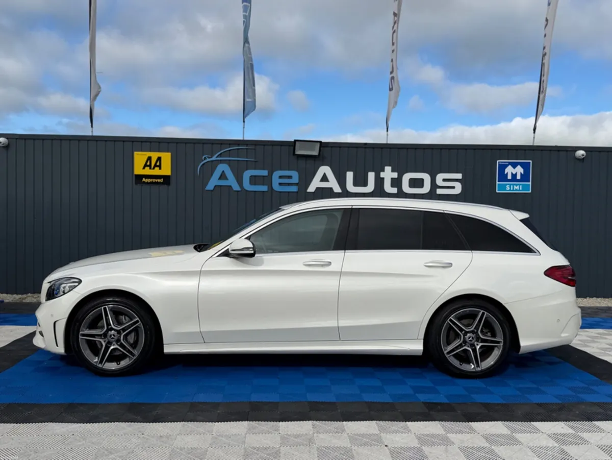 Mercedes-Benz C-Class AMG AVANTGARDE - 2.0L DIESEL - Image 4