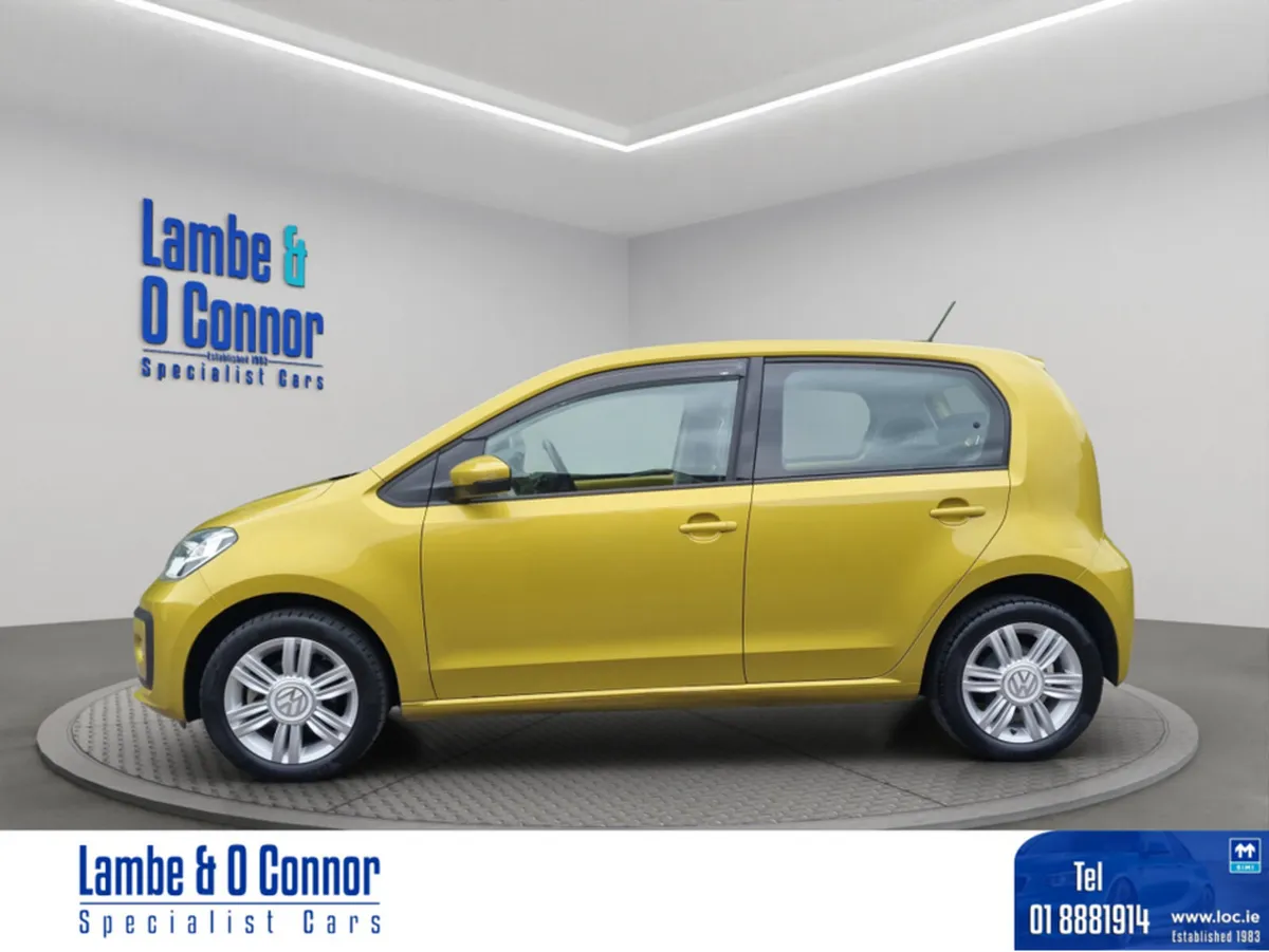 Volkswagen up! 1.0 AUTOMATIC *** 5 DOOR *** LOW KM - Image 4