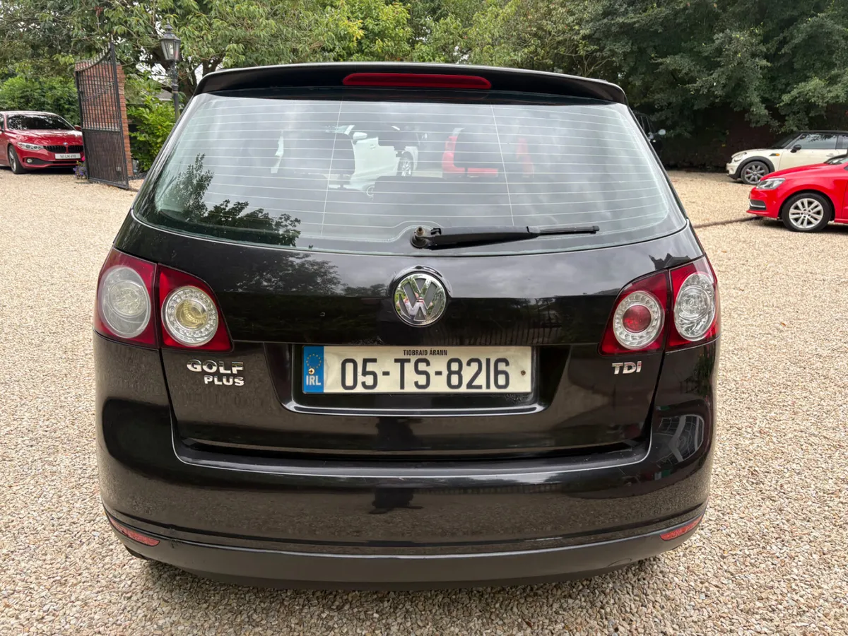 Volkswagen Golf Plus 2005, AUTOMATIC - Image 2