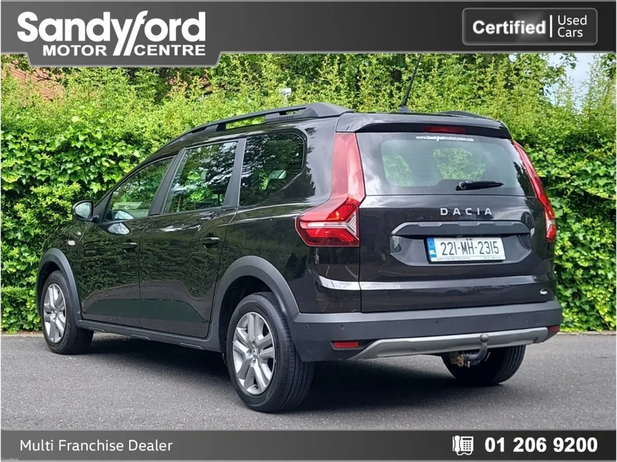 Dacia Jogger TCe 110 Comfort**7 SEATS** - Image 4