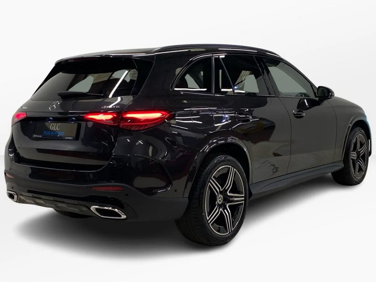 Mercedes-Benz GLC GLC 300 e 4MATIC EQ Hybrid Techn - Image 3