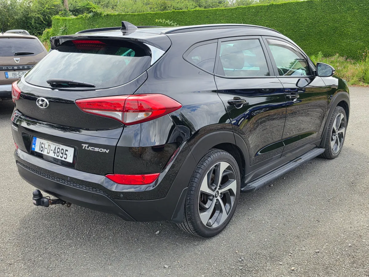 161 Hyundai Tucson Premium Low Miles 1.7 Crdi - Image 4
