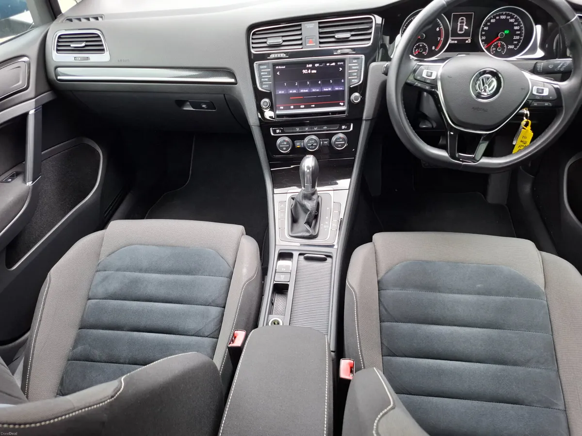 VOLKSWAGEN GOLF 1.4 TSI HIGHLINE AUTO - Image 5