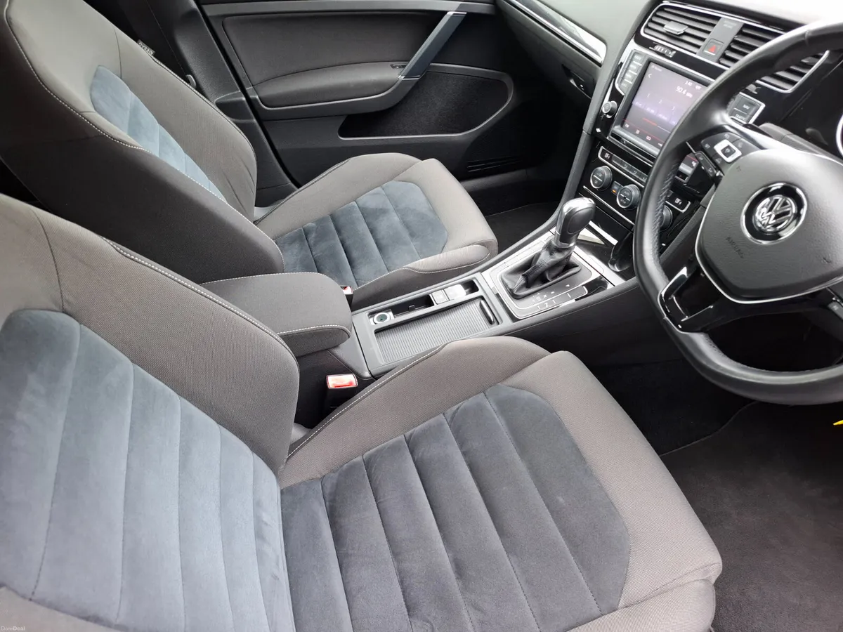 VOLKSWAGEN GOLF 1.4 TSI HIGHLINE AUTO - Image 6