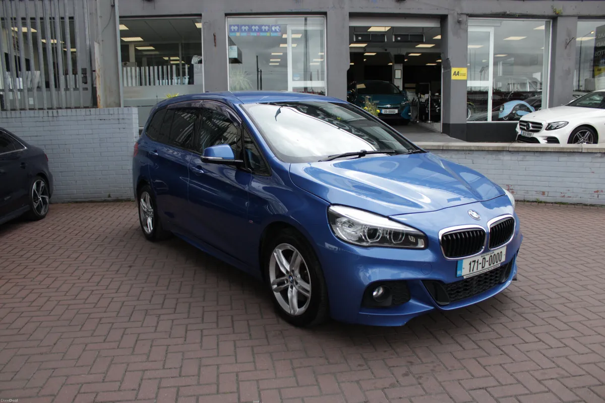 2017 BMW 218D M-SPORT 5DR 7 SEATER ESTATE AUTO - Image 1