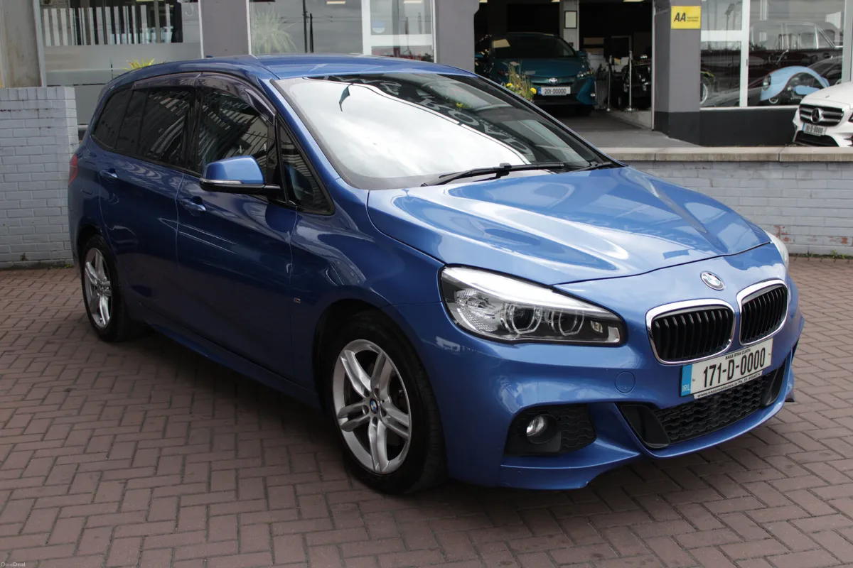 2017 BMW 218D M-SPORT 5DR 7 SEATER ESTATE AUTO - Image 2