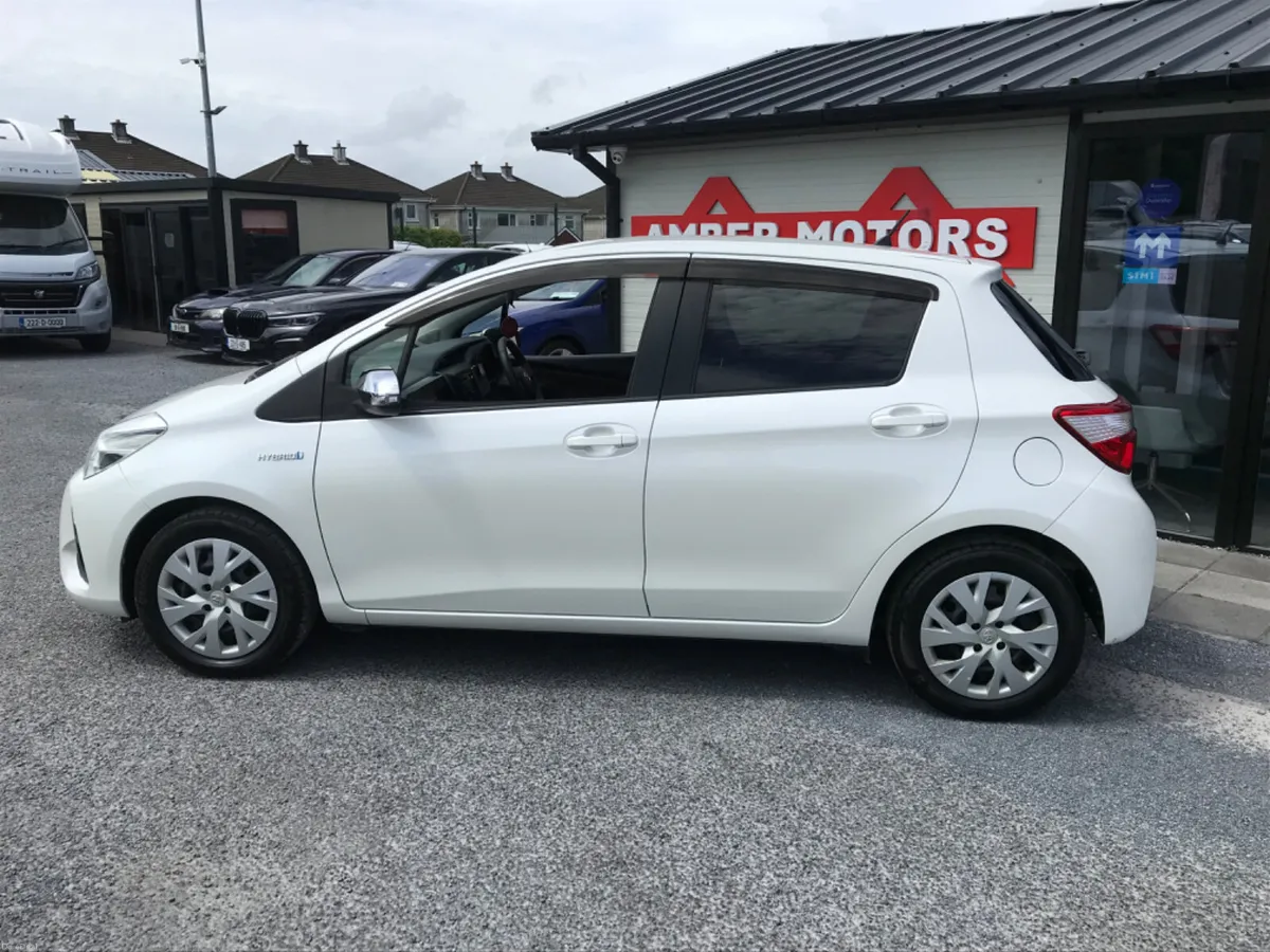 2017 Toyota Yaris Vitz Hybrid Automatic - Image 2