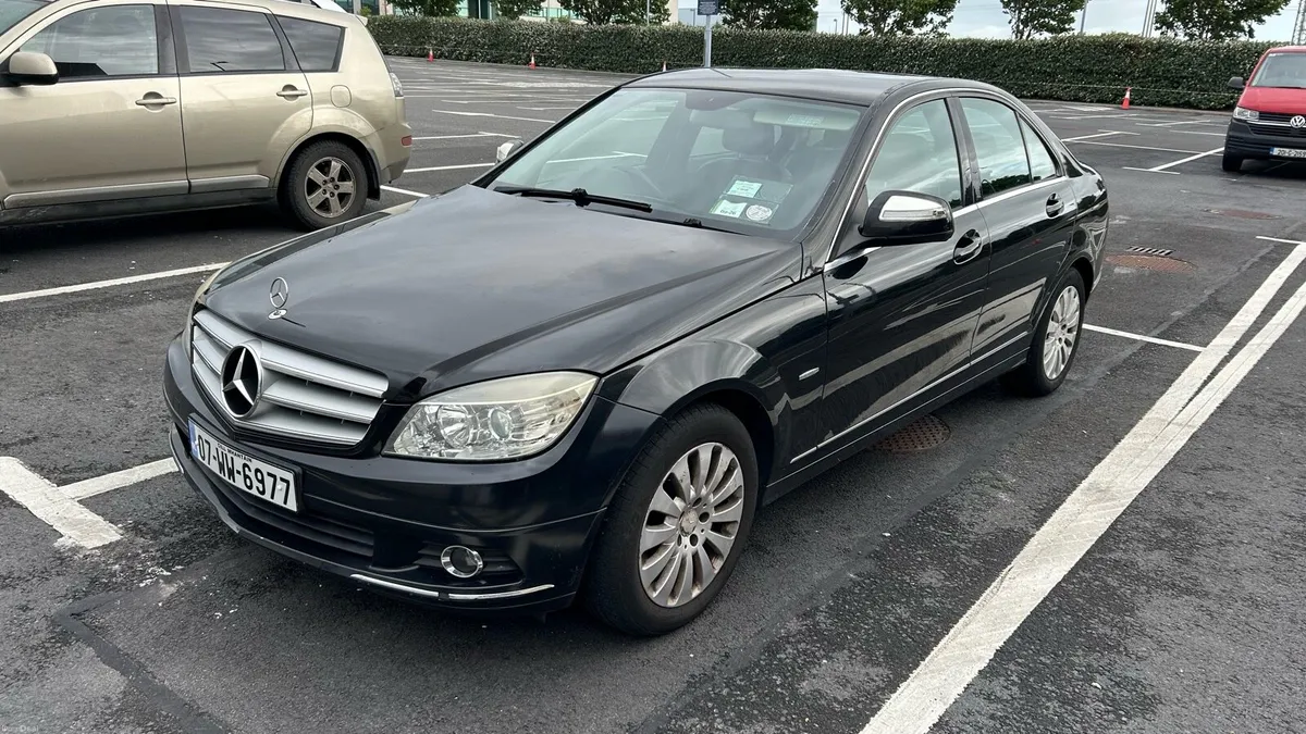 Merceses-Benz C-Class 1.8 Elegance with LPG - Image 1