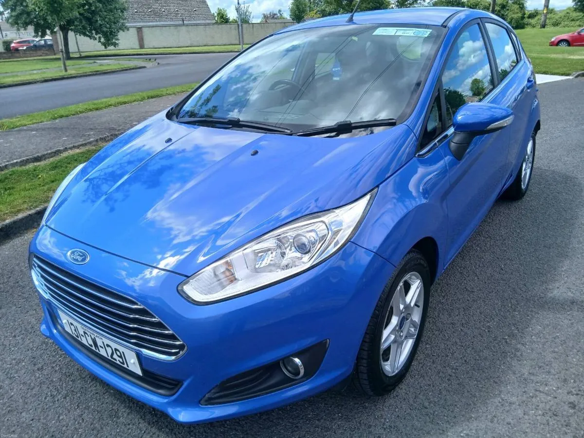 FORD FIESTA 1.2 PETROL ABSOLUTELY SPOTLESS - Image 3