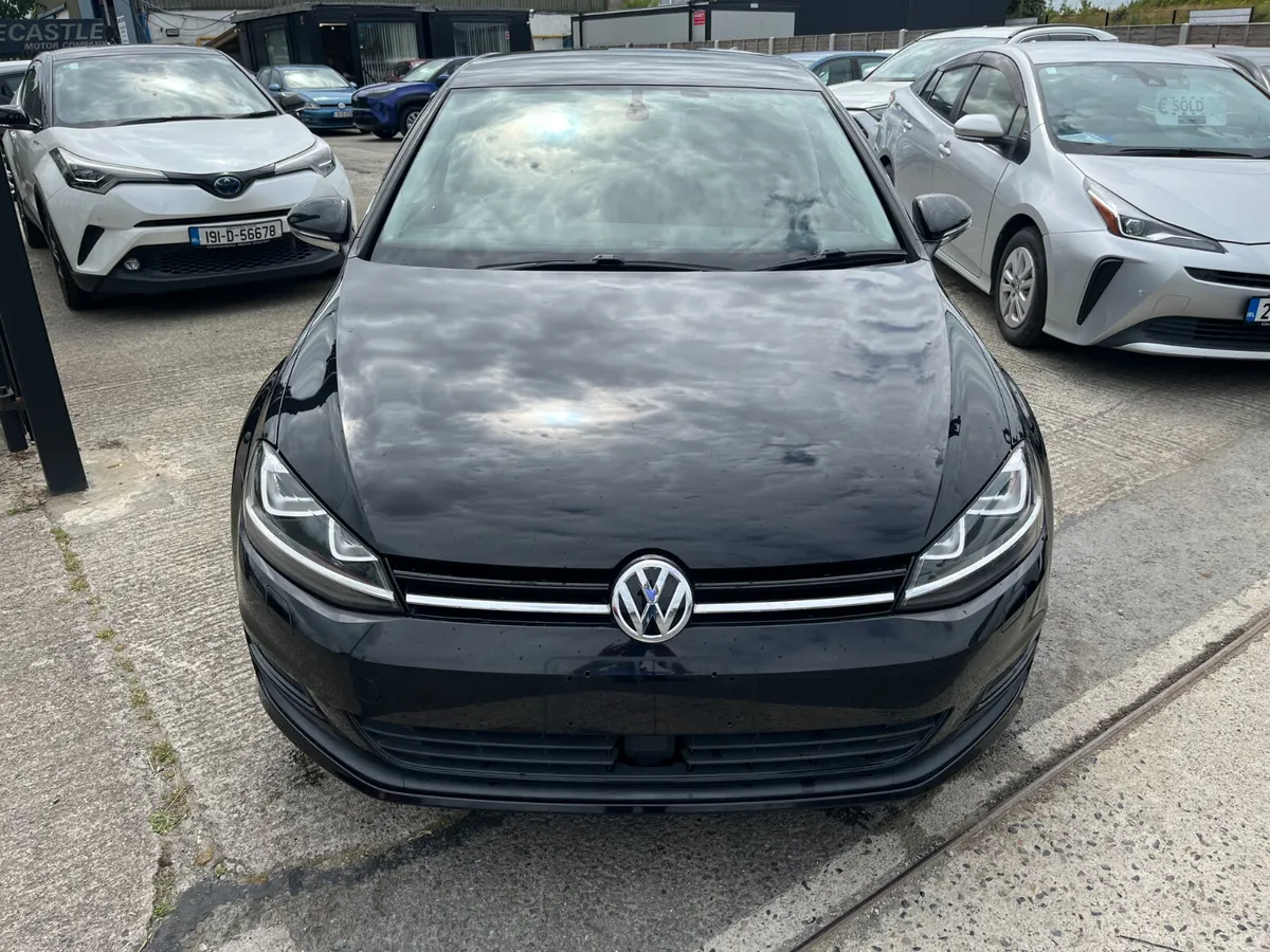 VOLKSWAGEN GOLF 2015, 1.2 5DR AUTO LOW KMS - Image 2
