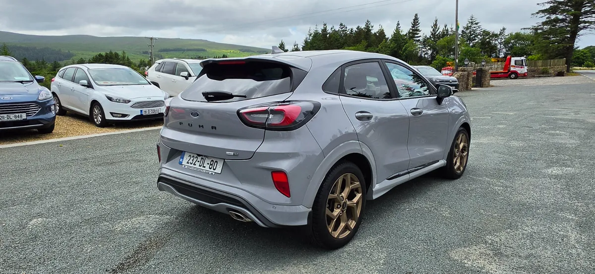 Ford Puma ST-Line X Gold Edition Hybrid 2023 - Image 6