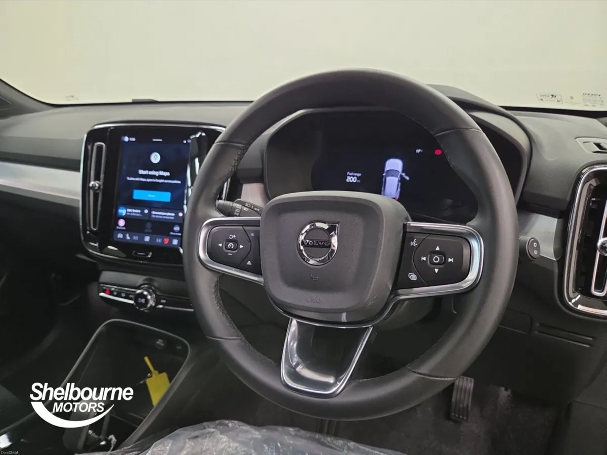 Volvo XC40 B4 PLUS BLACK EDITION - Image 4