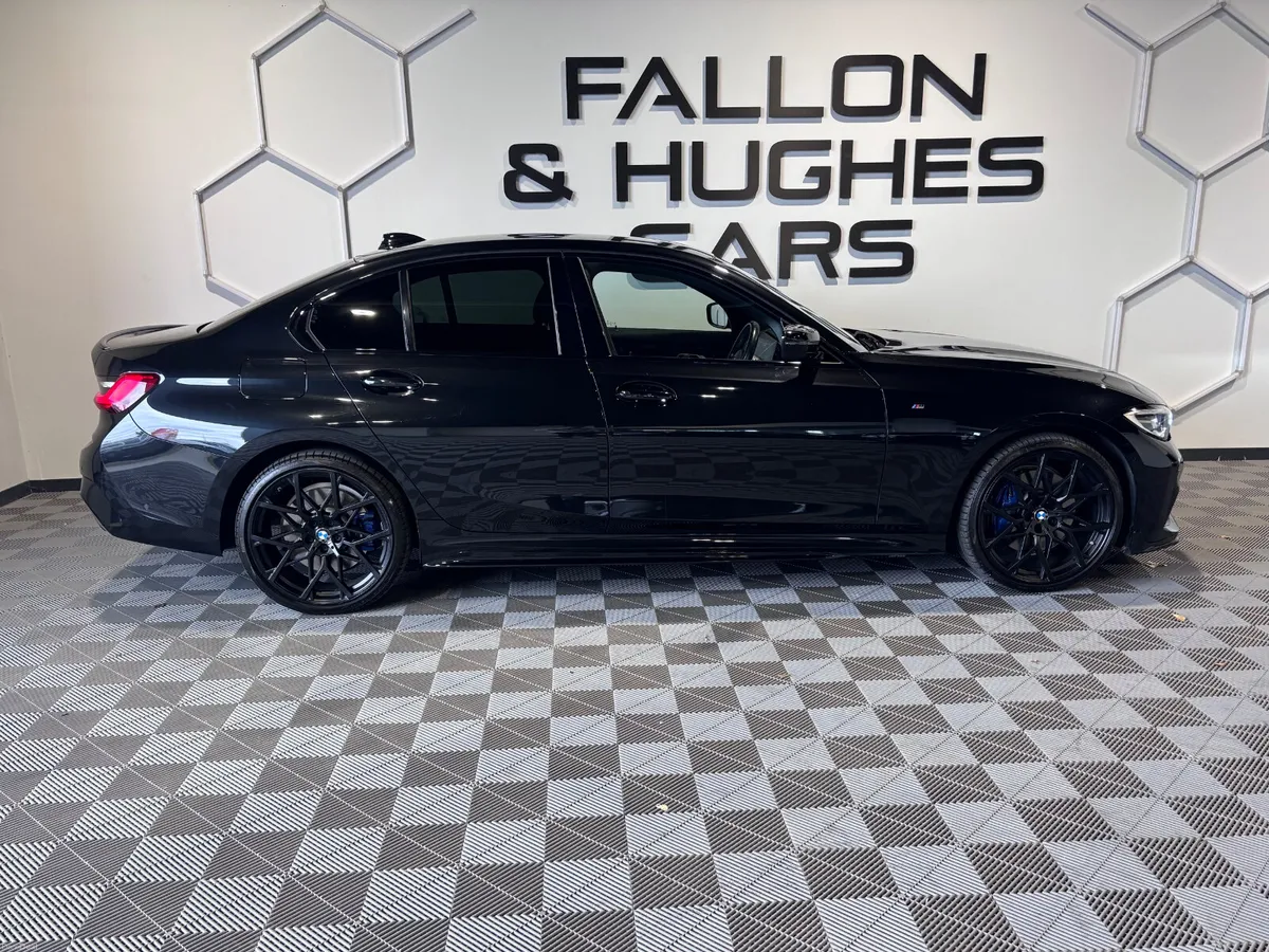 BMW 330E M SPORT // MSPORT BODYKIT // LOW KMS - Image 4