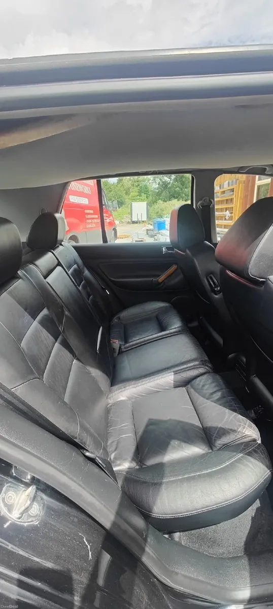 Volkswagen Golf 2000 V6 4MOTION - Image 4
