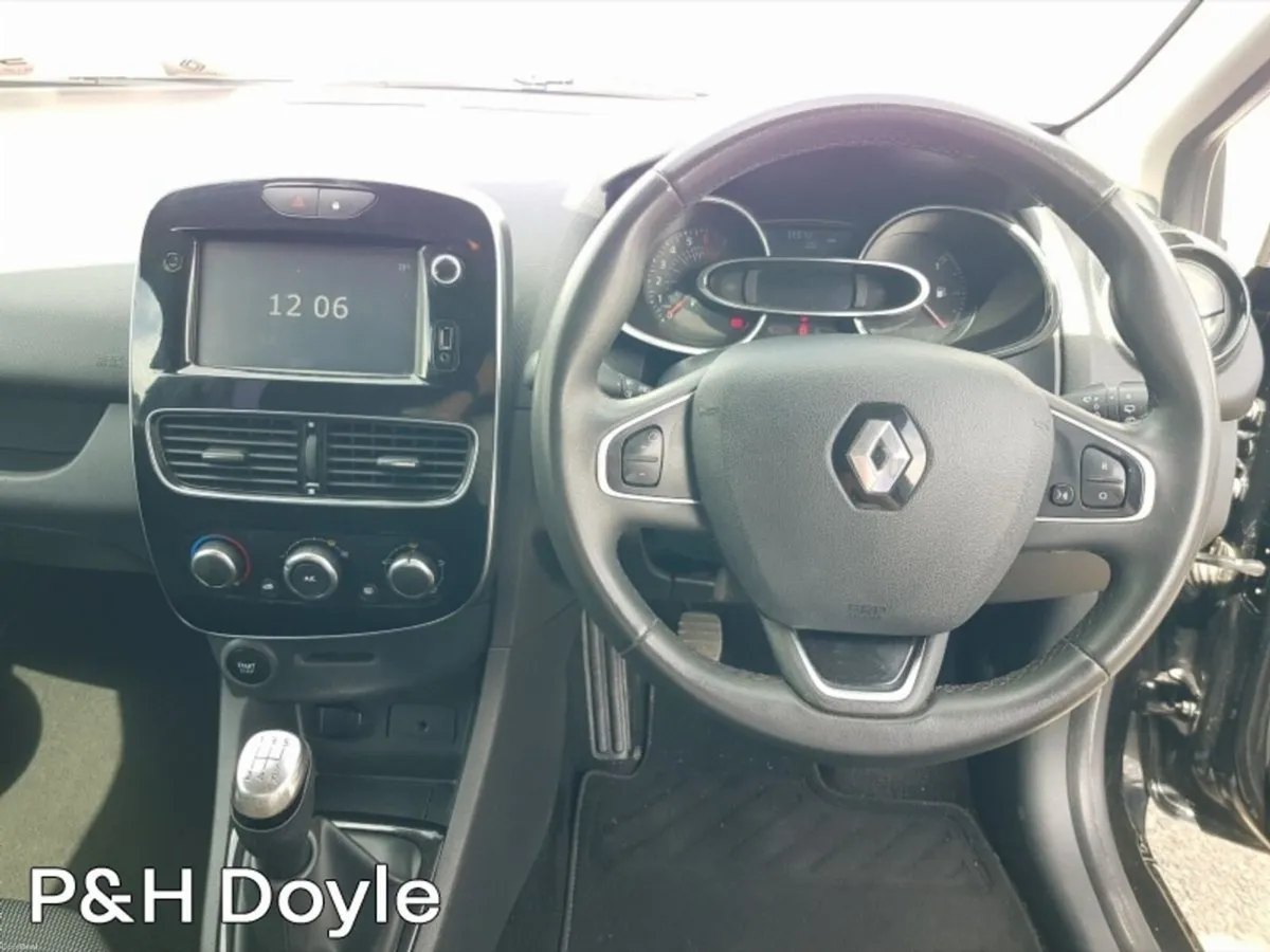 Renault Clio DYNAMIQUE NAV - Image 2