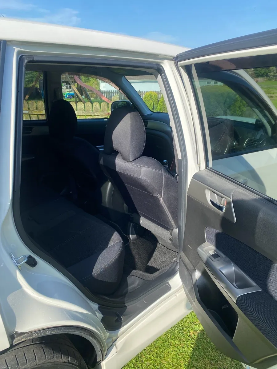 Subaru Forester XT Turbo Manual - Image 5