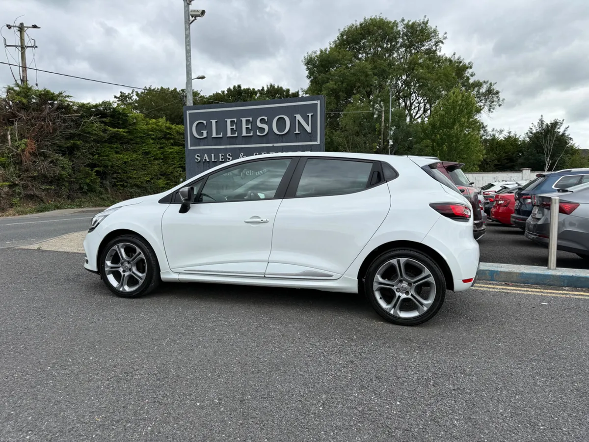 191 Renault Clio 1.0 Petrol RS-Line - Image 2