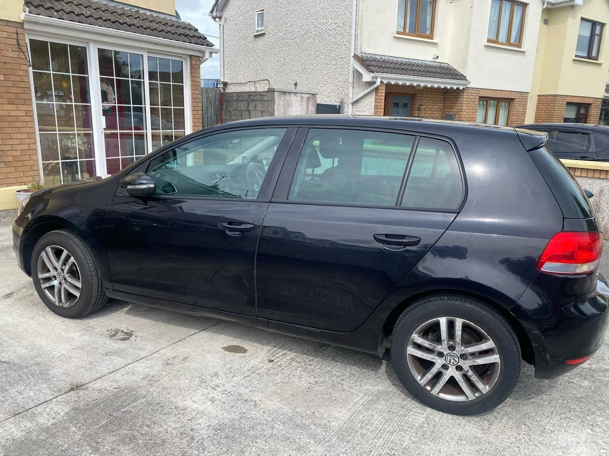 VW Golf 1.6 automatic - Image 2