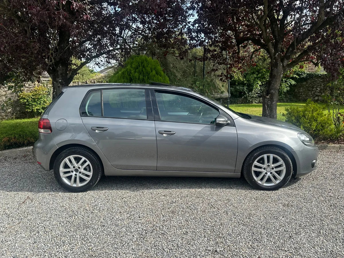 Volkswagen Golf Highline S/R & Sports Seats - Image 2