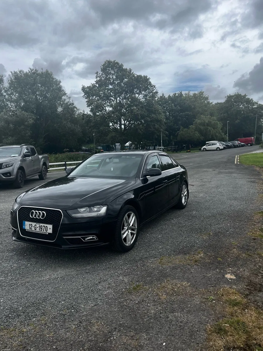 AUDI A4 - Image 2