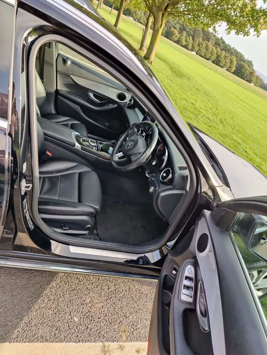 Mercedes-Benz C350e (172) - Image 3