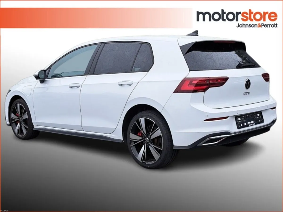 Volkswagen Golf Golf Gte S-A  GTE  TSi 245 DSG Aut - Image 2