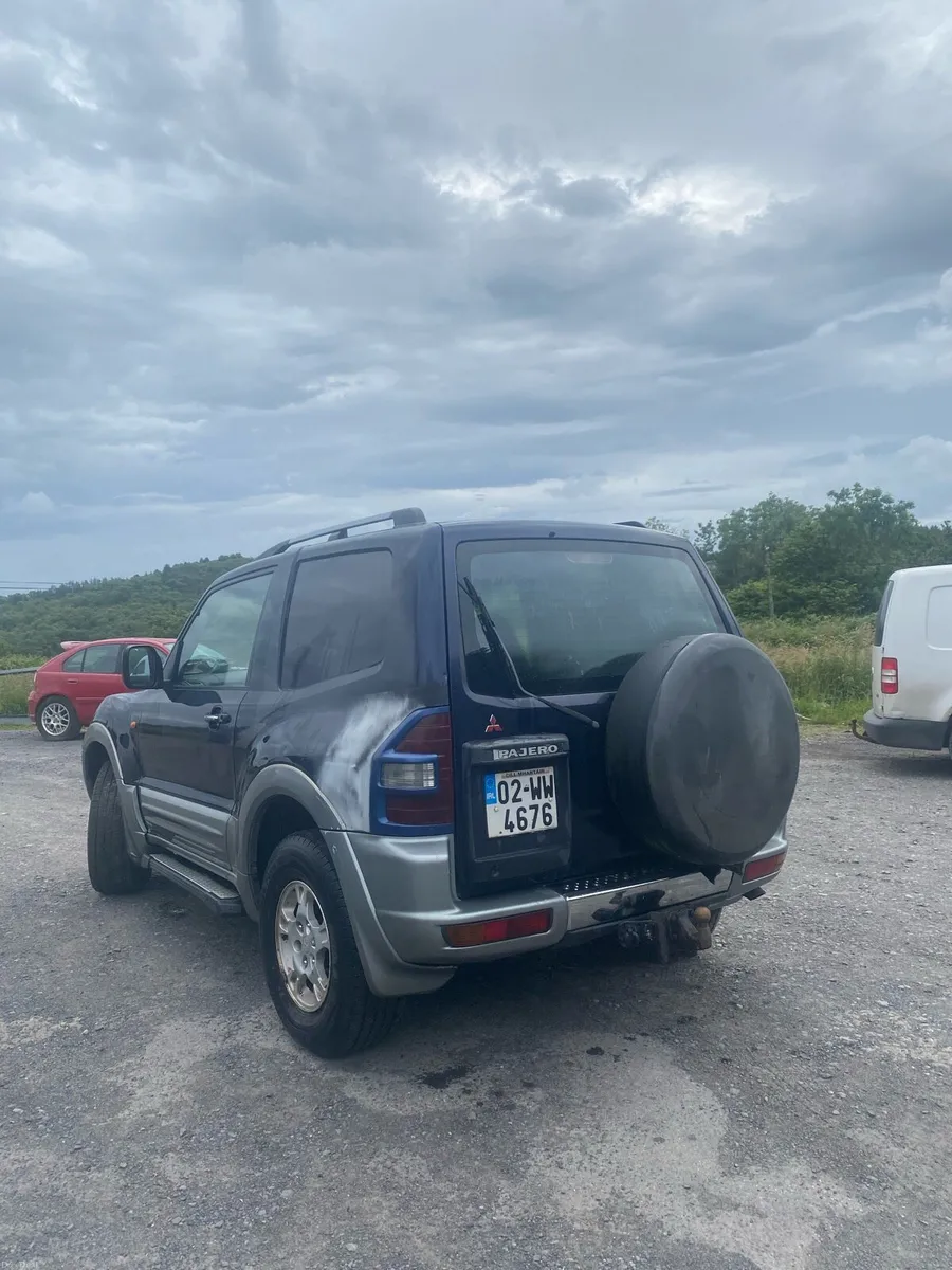 Mitshubiti pajero - Image 6