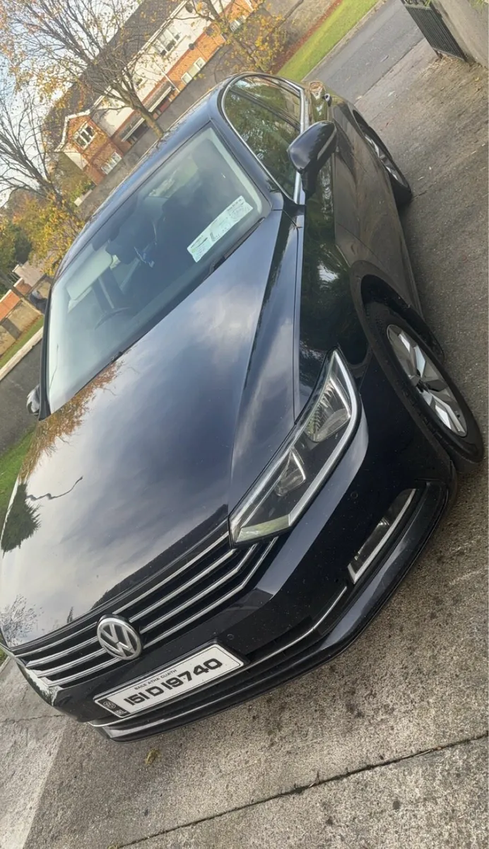 Volkswagen Passat - Image 2