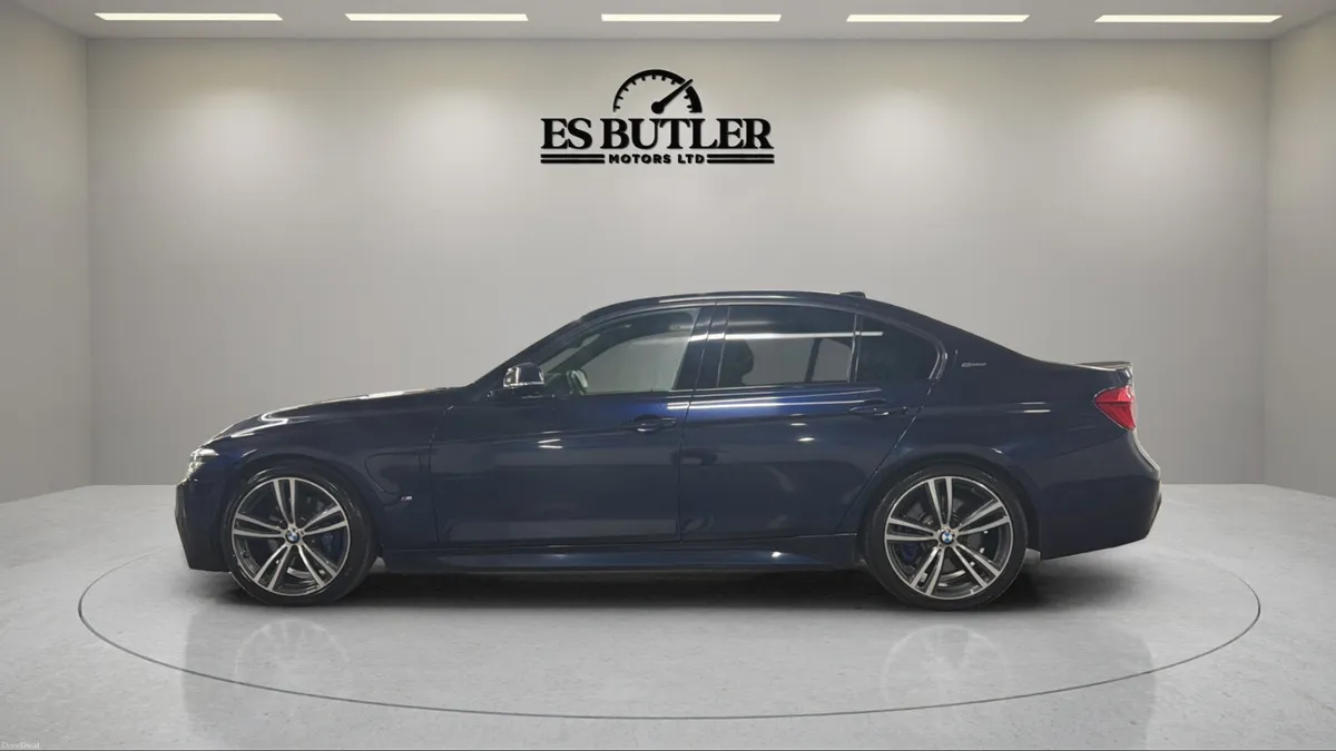 2017 BMW 330e M SPORT PRO HUGE SPEC 1YEAR WARRANTY - Image 2