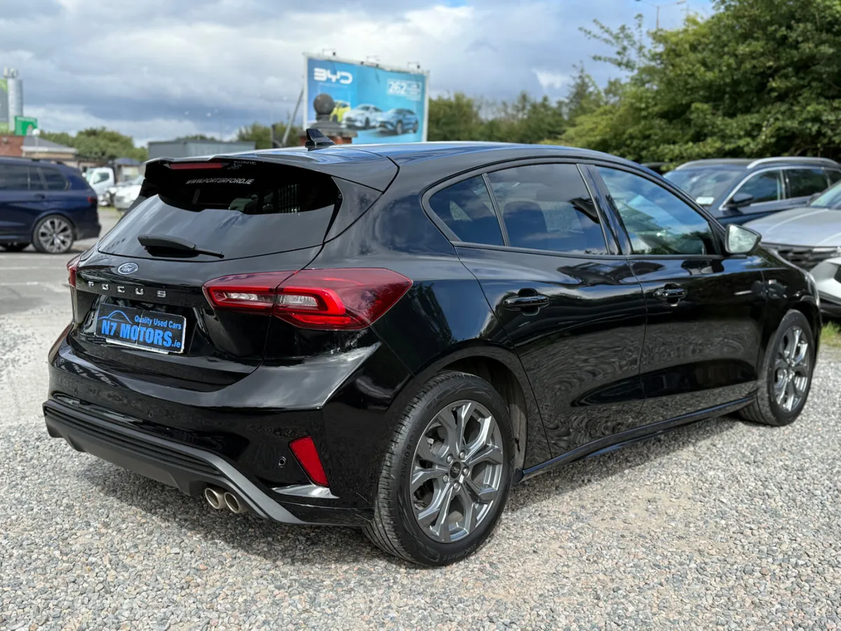 2023 Ford Focus 1.0 ST-LINE - Image 3