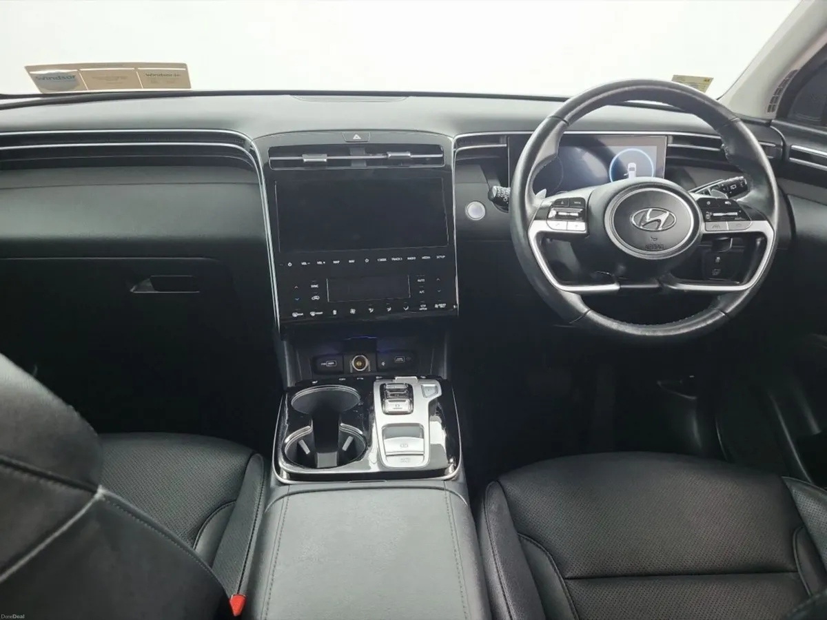 Hyundai Tucson 2WD Executive Plus HEV Auto - Image 4