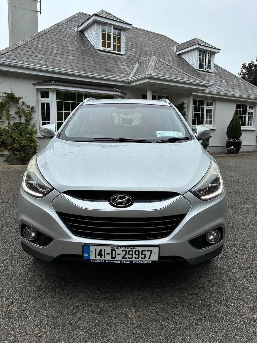 2014 Hyundai IX35 1.7 Executive **High Spec** - Image 4