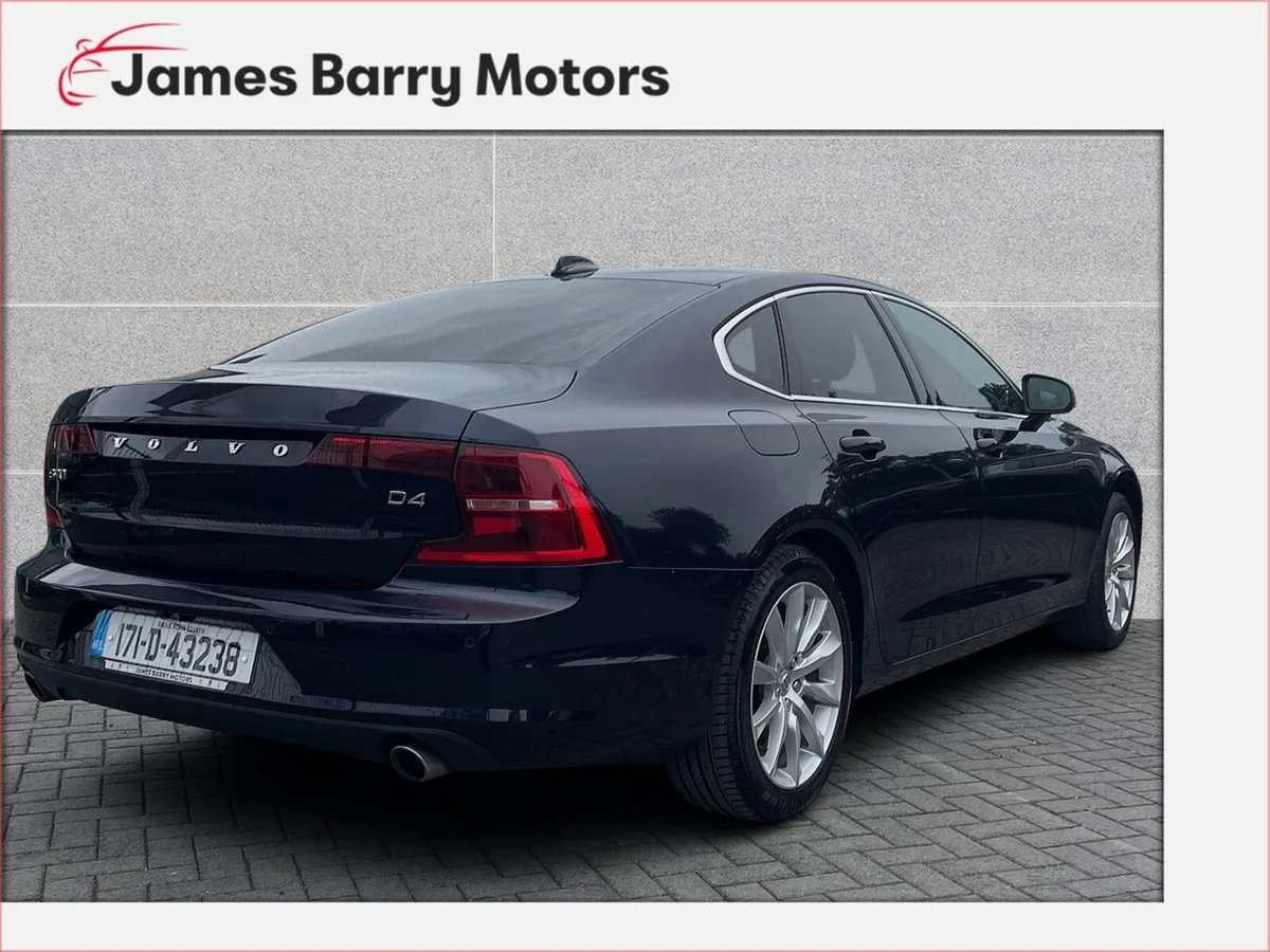 Volvo S90 D4 2.0L 190hp Momentum Geartronic - Image 4