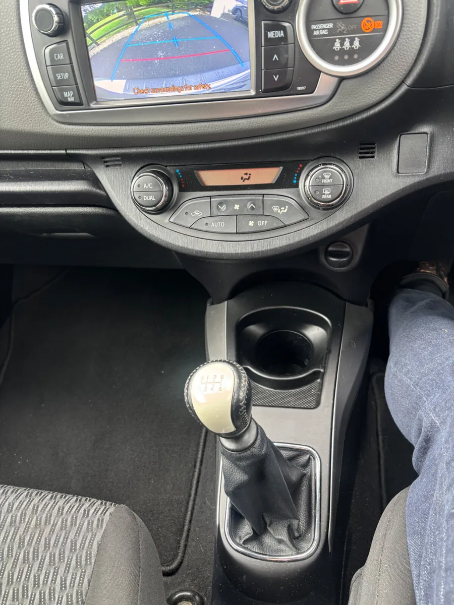 Toyota Yaris 2014 1.3 TERRA - Image 6