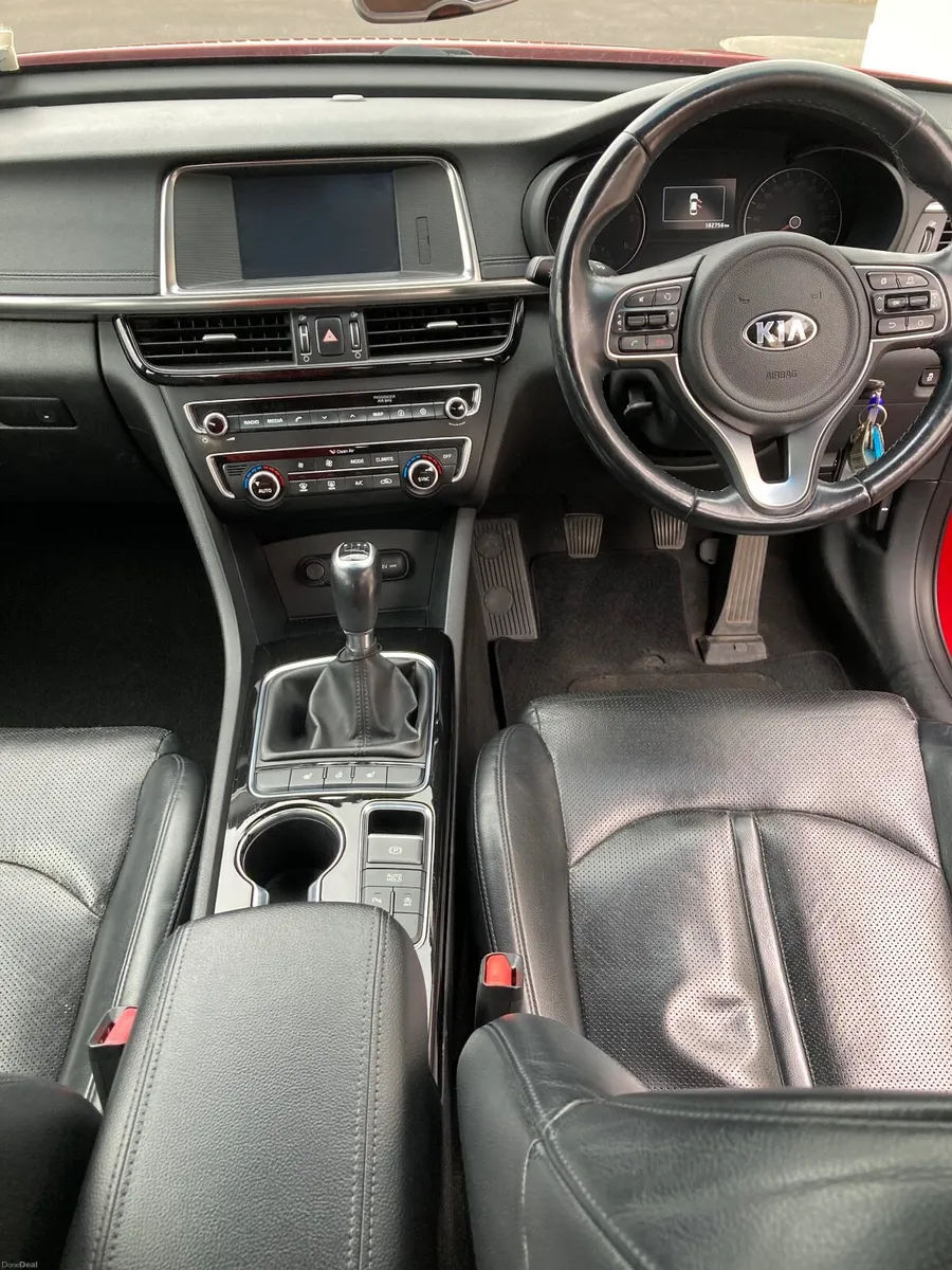 Kia Optima 2016 - Image 3