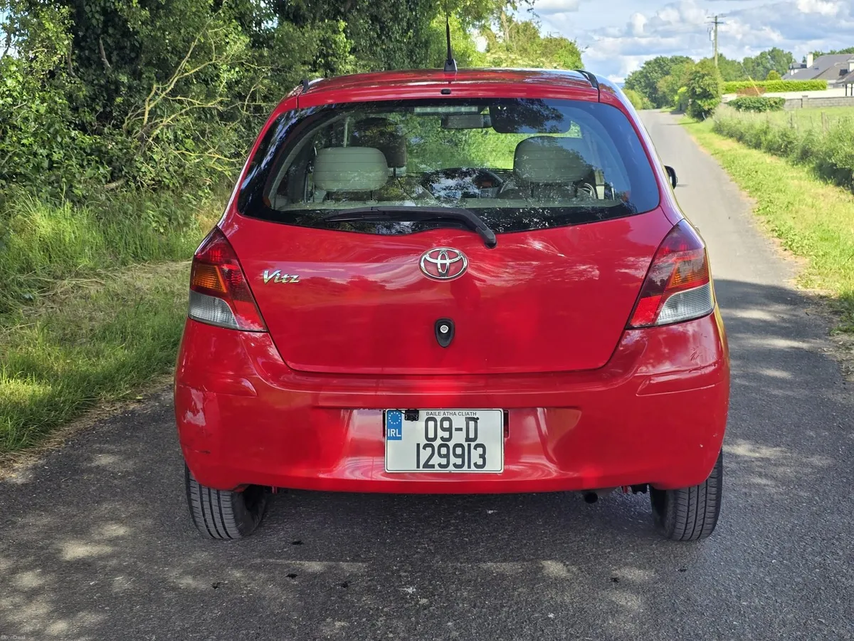 Toyota VITZ AUTOMATIC 0.1PETROL TAX 01 20027 NCT 0 - Image 4