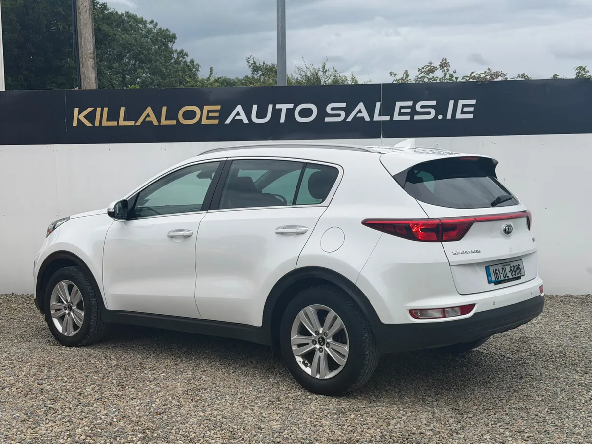 2016 Kia Sportage 1.7D LX (Top Spec) - Image 4